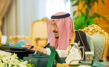 السعودية تحمل إيران مسؤولية انتشار الفيروس على أراضيها