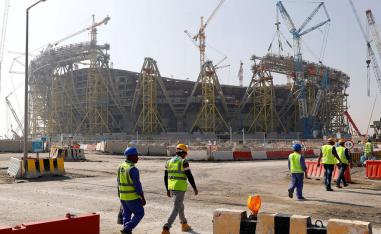 قطر أحرص على إنجاح المونديال من صحة العمال ولو كانوا أجانب
