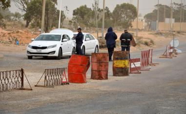 معبر راس جدير بين تونس وليبيا