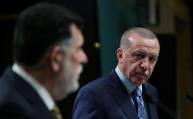 الرئيس التركي رجب طيب اردوغان ورئيس حكومة الوفاق فائز السراج