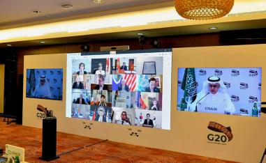 أغلب الاجتماعات عقدت افتراضيا بسبب كورونا