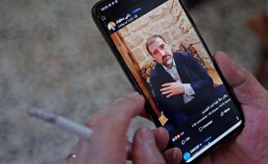 مخلوف: قوات الامن باعت الشركة القابضة لرجال أعمال فاسدين يتمتعون بنفوذ سياسي