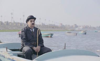 أحمد الشاذلي يجسد شخصية شارلي شابلن (الصورة من حساب الشاذلي على فيسبوك)