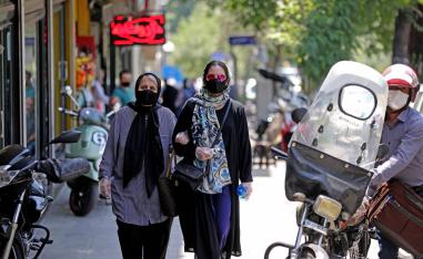 إيران تسجل حالة وفاة بكورونا كل 6 دقائق