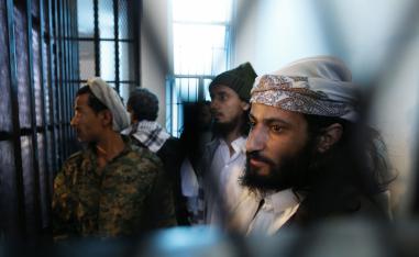 عناصر من تنظيم القاعدة معتقلون لدى الحوثيين
