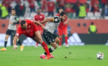 فريق القرن يحقق مبتغاه بالفوز على الدحيل ويلتقي مع العلاق البافاري في نصف النهائي