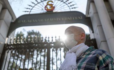 French professors appeal for Turkish work permits in diplomacy row