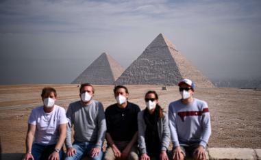 اهرامات الجيزة في مصر