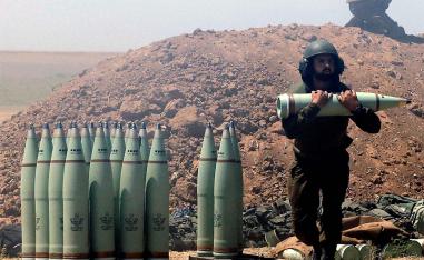 Israel continues to fire artillery shells towards the Gaza Strip
