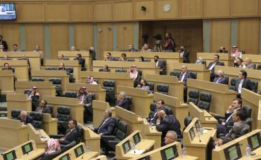 فصل البرلمان الأردني للنائب العجارمة المستقيل يأتي بعد تصريحات 'تحريضية' و'مسيئة للملك'