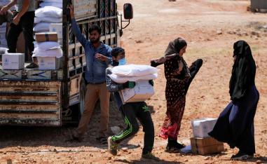 The UN and aid groups have warned there is no substitute for the delivery of cross-border aid into Syria