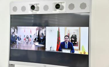 وزير الخارجية المغربي ناصر بوريطة وزينة عكر نائبة رئيس مجلس الوزراء ووزيرة الخارجية والمغتربين بالوكالة 