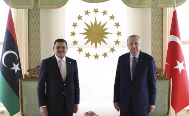 الرئيس التركي رجب طيب اردوغان يستقبل رئيس الحكومة الليبية عبدالحميد دبيبة في اسطنبول