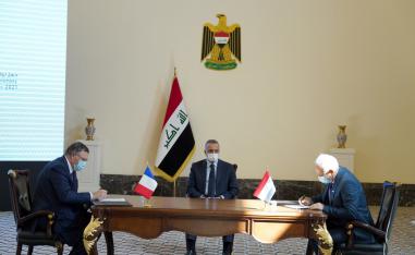 مراسم توقيع أضخم عقد في قطاع النفط بين توتال الفرنسية والعراق بحضور رئيس الوزراء مصطفى الكاظمي
