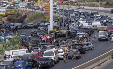 لبنان يعاني أزمة طاقة خطيرة مع شح في الوقود واضطراب كبير في امدادات الكهرباء