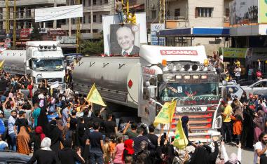 حزب الله يفتح منافذ اوسع للتغلغل الإيراني في لبنان مستثمرا عجز الدولة عن حل معضلة شح الوقود