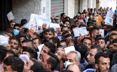 أهالي غزة يعانون من ارتفاع نسبة الفقر والبطالة