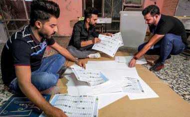 Groups drawn from Iraq’s majority Shiite Muslim factions were expected to come out on top