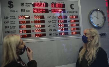 الليرة التركية خسرت حوالي 20 بالمئة من قيمتها منذ بداية العام
