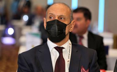 وزير الشباب والرياضة يتطلع لبطولة مميزة رغم الضغوط