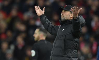 مدرب ليفربول 'المنتشي' يرفض توقف المباريات بسبب كورونا