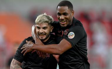 فوز مثير للشباب على الاهلي
