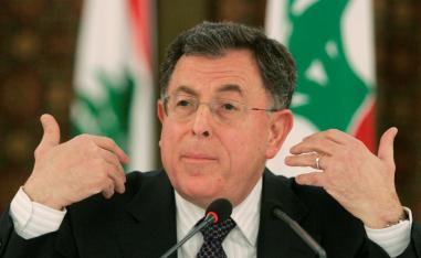 السنيورة يقول ان لبنان يواجه أزمة وطنية وليست أزمة طائفية أو مذهبية