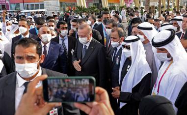 أردوغان يفتح أبواب تركيا أمام الاستثمارات الإماراتية