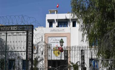 Tunisia's parliament remains closed