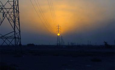 Iraq has been unable to make payments totaling about $1.7 billion because of the failure of political elites to form a government 