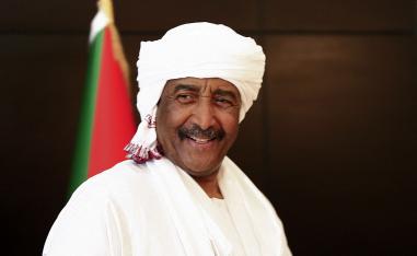 قرارات البرهان بعد شهر من انطلاق الحوار بالالية الثلاثية