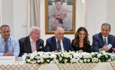 'حكايات برسم العولمة' 