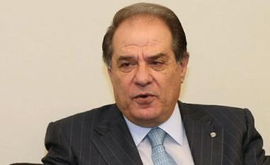 سياسي مستقل لا يتحدث باسم البطريركية وإن تلاقت التوجهات