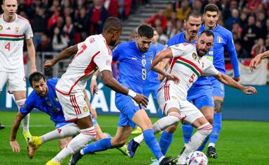 المنتخب الايطالي يلحق بالهولندي والكرواتي للمربع الذهبي