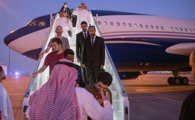المعتقلون المفرج عنهم يصلون السعودية في انتظار تسهيل عودتهم لبلدانهم