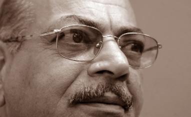 علي جعفر العلاق
