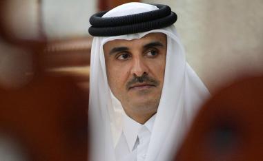 أمير قطر يلعب على وتر الصراعات الدولية بين المحورين الروسي والاميركي