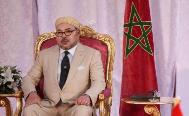 الملك محمد السادس يطالب القطاع الخاص بتعزيز الاستثمار في اقليم الصحراء