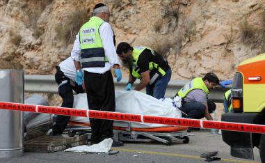 توقيت الهجوم الفلسطيني يحمل رسائل للحكومة اليمينية القادمة 