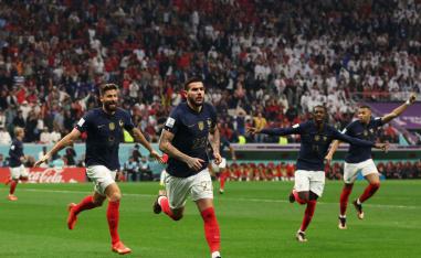 طريق فرنسي شاق نحو النهائي مجدداً