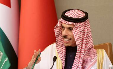 وزير خارجية السعودية يدعو إلى فتح صفحة جديدة مع نظام الأسد 