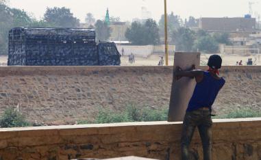 السودان يواجه ازمات من كل جانب