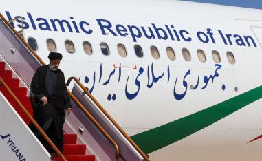 الرئيس الإيراني يصل دمشق