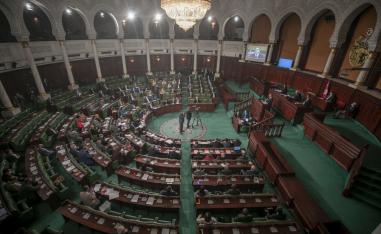 وزيرة المالية تؤكد ان قروضا ستخصص لتمويل الاستثمار