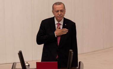 اردوغان تعهد بتحقيق وعوده