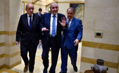 المبعوث الفرنسي جان-ايف لودريان مع رئيس البرلمان اللبناني نبيه بري