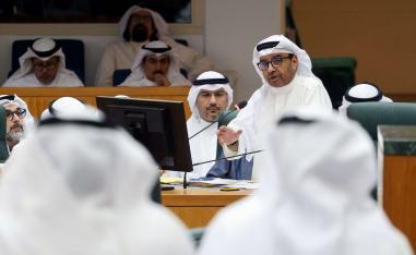 نواب كويتيون يحذّرون من ضرب حرية التعبير 