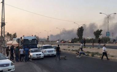 محتجون يقطعون الطريق العام في مدخل كركوك