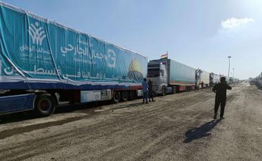 في انتظار مواصلة الرحلة إلى غزة