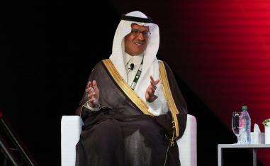 الأمير عبدالعزيز بن سلمان يرد على الجدل الذي أثير منذ سنوات